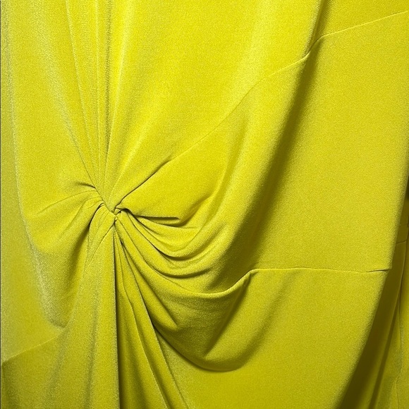 DKNY Yellow/Green Ruched Flared Short Sleeve Blouse sz L - Picture 2 of 5